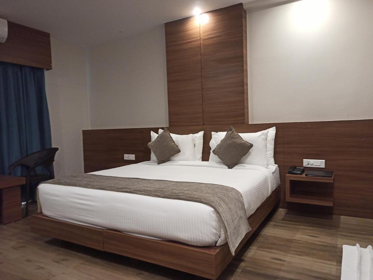 Hotel Tree Fern Dibrugarh Exterior foto